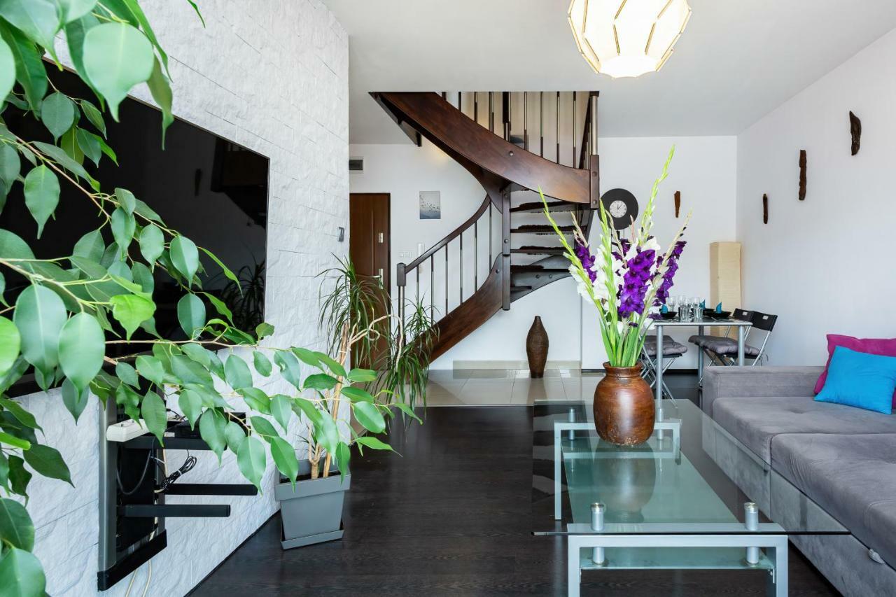 Apartments Wroclaw Manganowa By Noclegi Renters Esterno foto