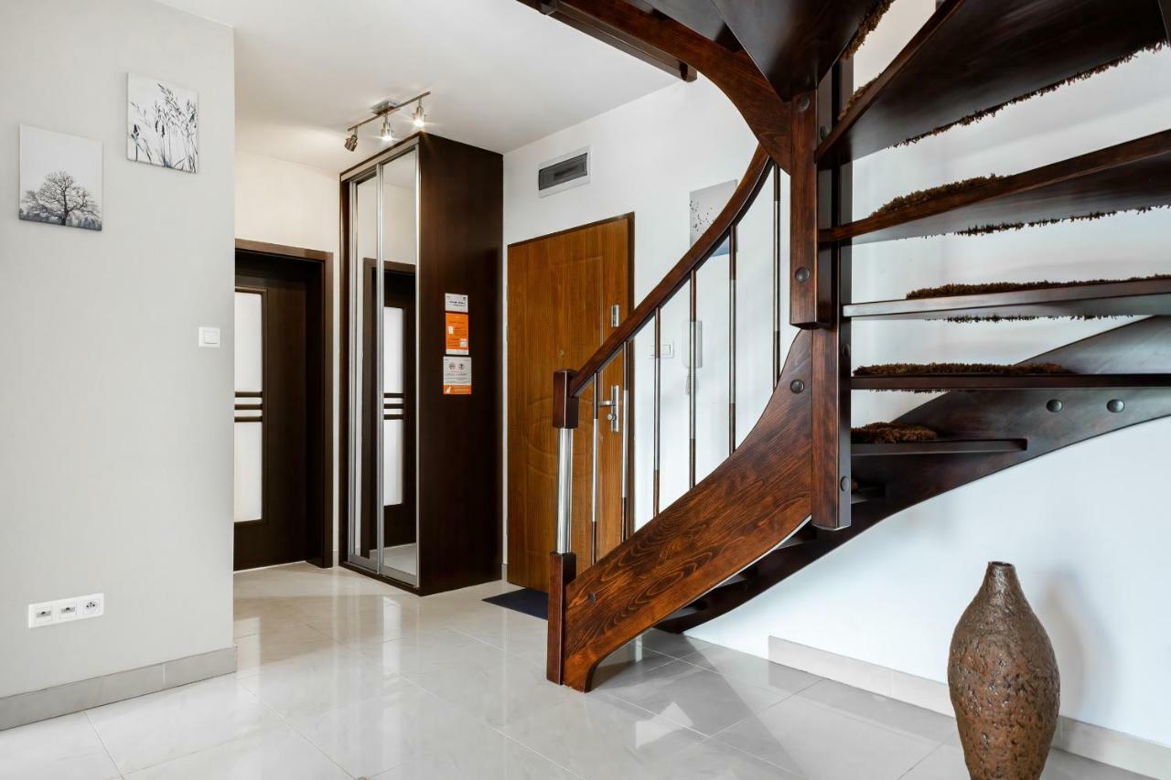 Apartments Wroclaw Manganowa By Noclegi Renters Esterno foto
