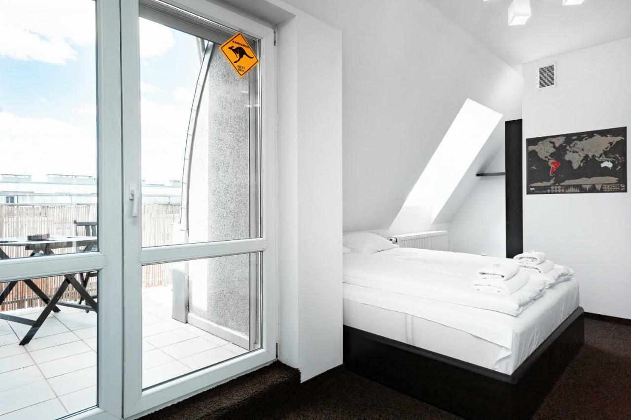 Apartments Wroclaw Manganowa By Noclegi Renters Esterno foto