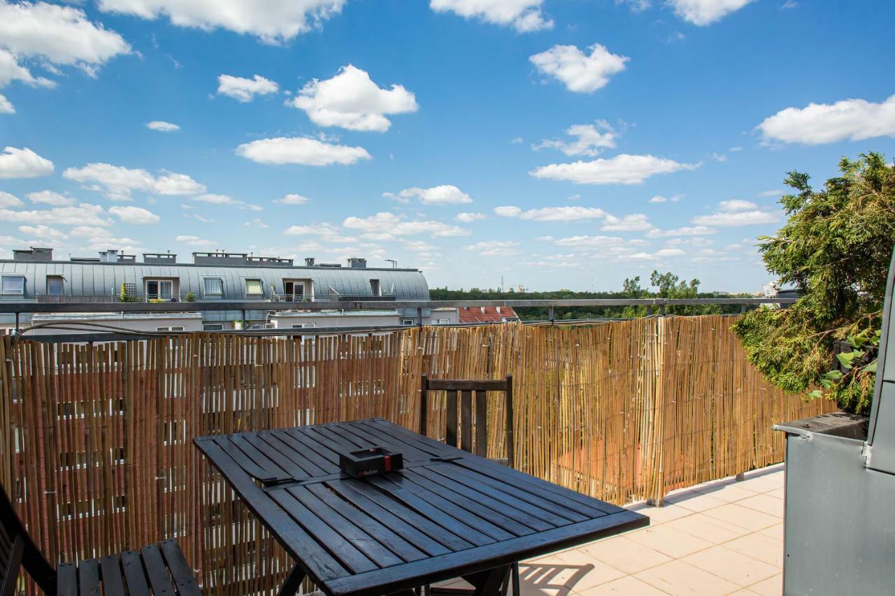 Apartments Wroclaw Manganowa By Noclegi Renters Esterno foto