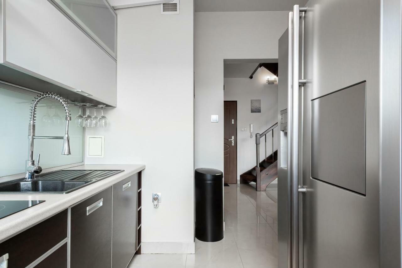 Apartments Wroclaw Manganowa By Noclegi Renters Esterno foto