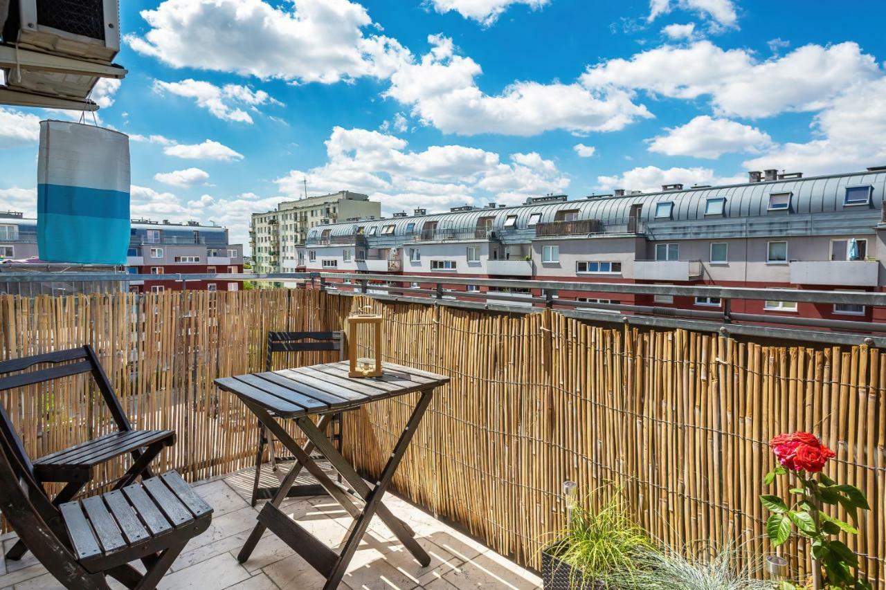 Apartments Wroclaw Manganowa By Noclegi Renters Esterno foto